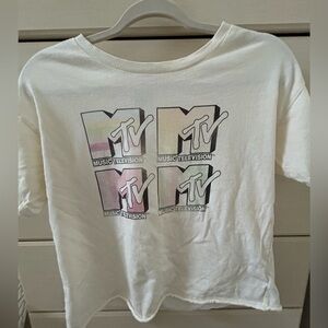 MTV shirt!